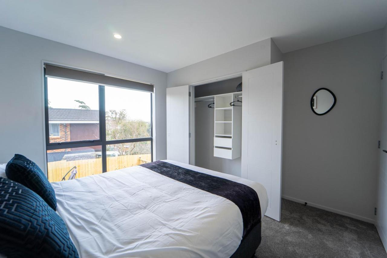 Modern Sunnyhills Town House Villa Auckland Bagian luar foto