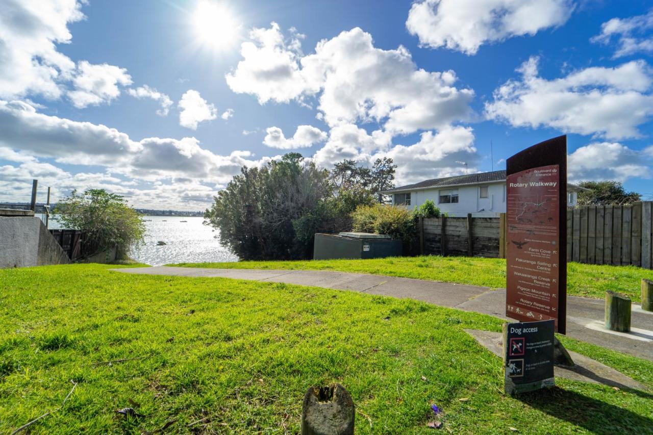 Modern Sunnyhills Town House Villa Auckland Bagian luar foto