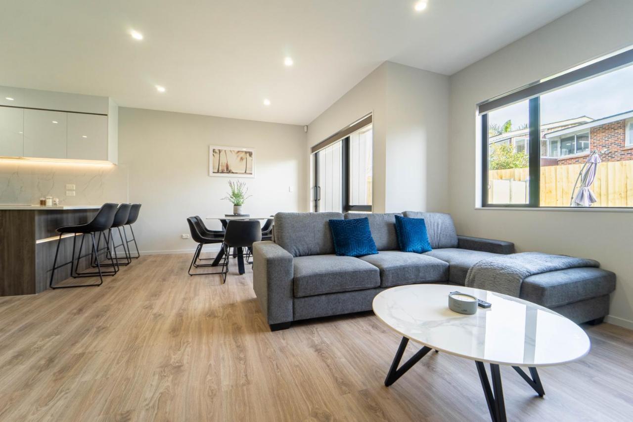 Modern Sunnyhills Town House Villa Auckland Bagian luar foto
